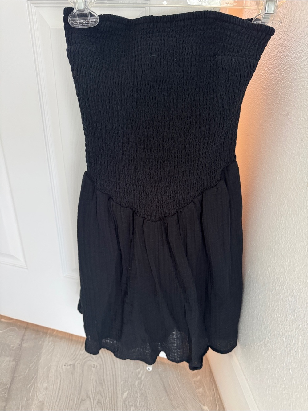 Universal Thread Black Strapless Smocked Mini Dress
